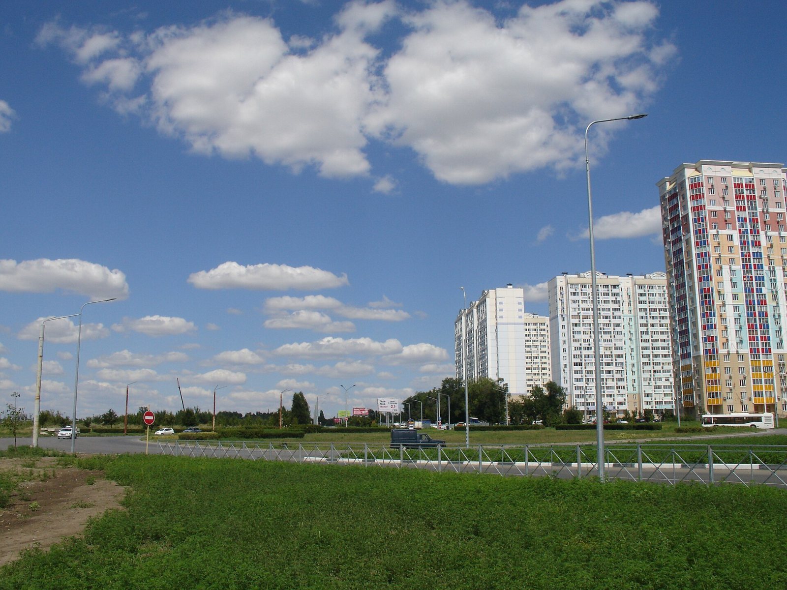 Новые жилые дома на проспекте Солженицына в Ростове-на-Дону